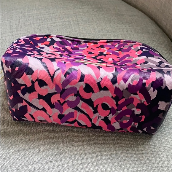 NWT Trina Turk Faux Leather Cosmetic:Toiletry Bag - Picture 2 of 5